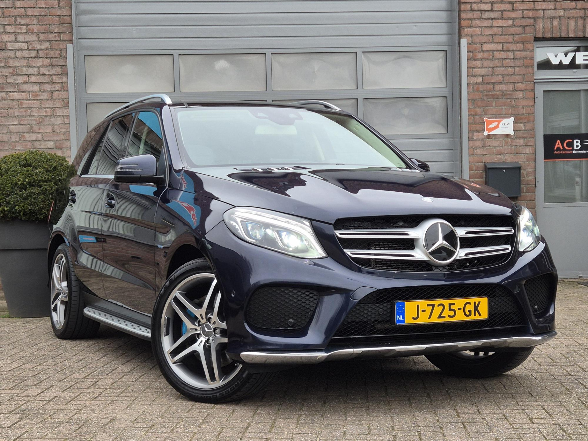 Mercedes-Benz GLE 500 e 4MATIC AMG Sport Edition 43137747-0.jpg | Auto Centrum Bommelerwaard (A.C.B.) BV