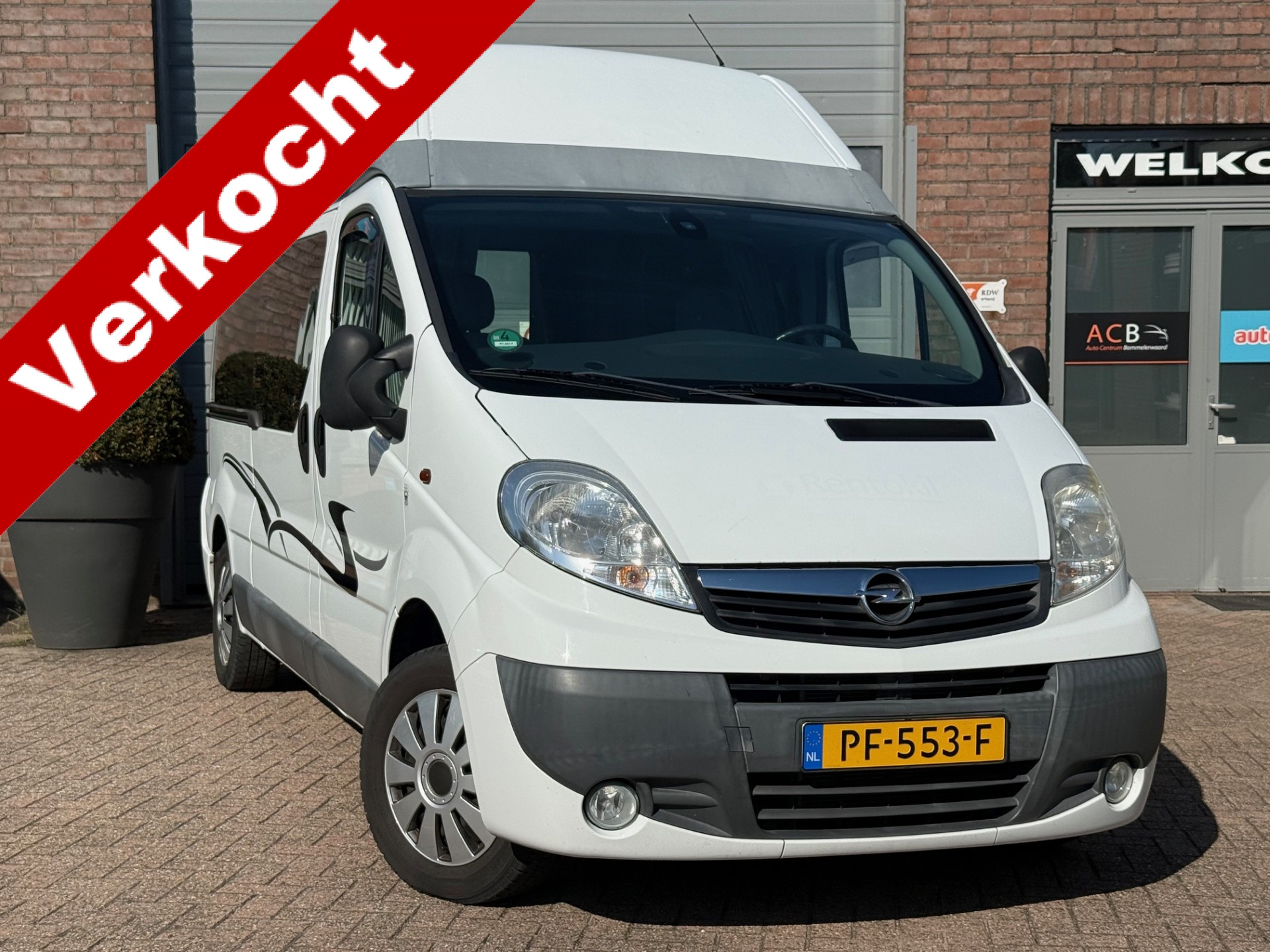 Opel  VIVARO-2 2.0CDTI/84KW-E4 2.9T L2H2 Buscamper. 47204771-0.jpg | Auto Centrum Bommelerwaard (A.C.B.) BV