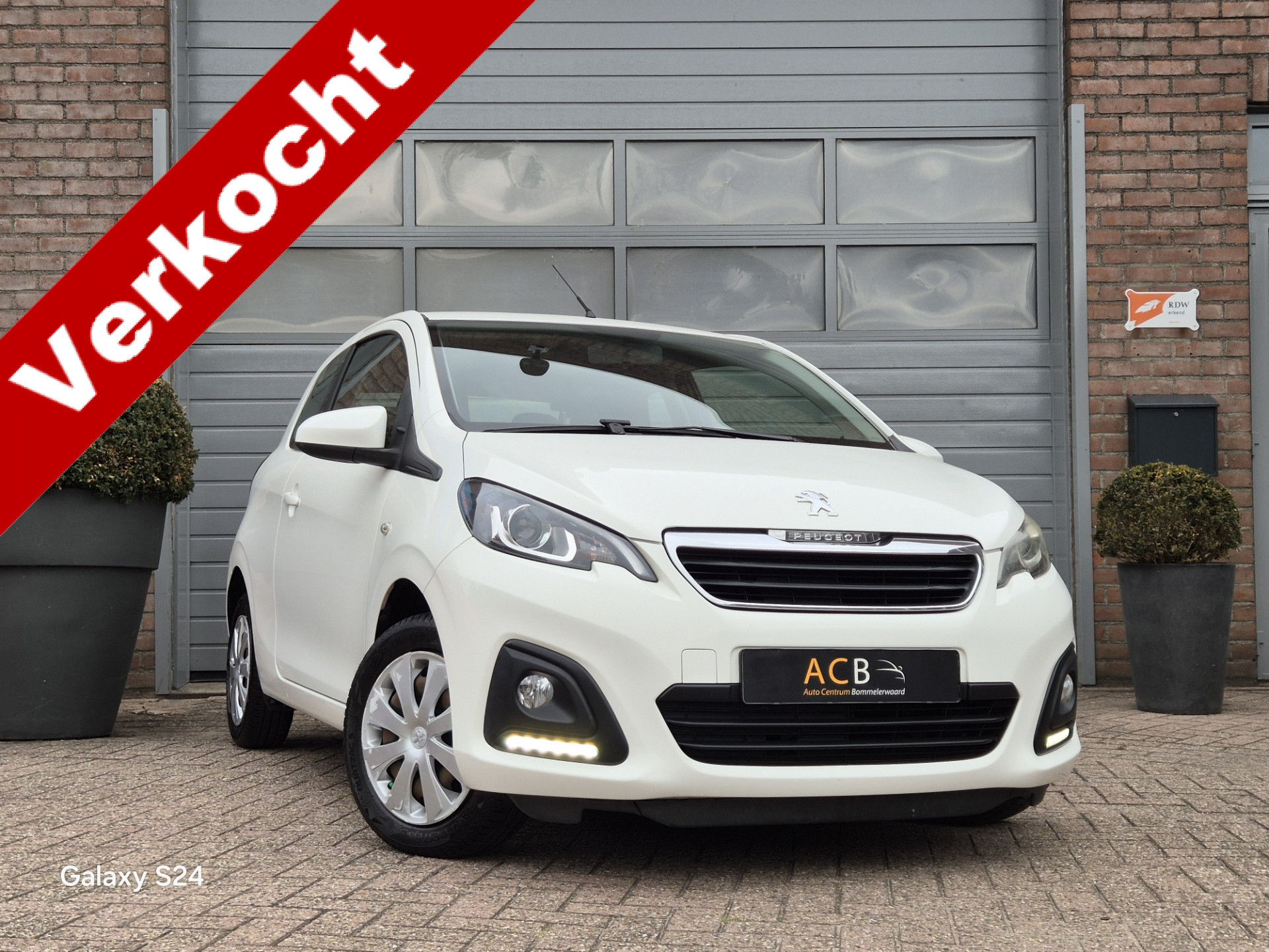 Peugeot 108 1.0 VTi Active 47372590-0.jpg | Auto Centrum Bommelerwaard (A.C.B.) BV