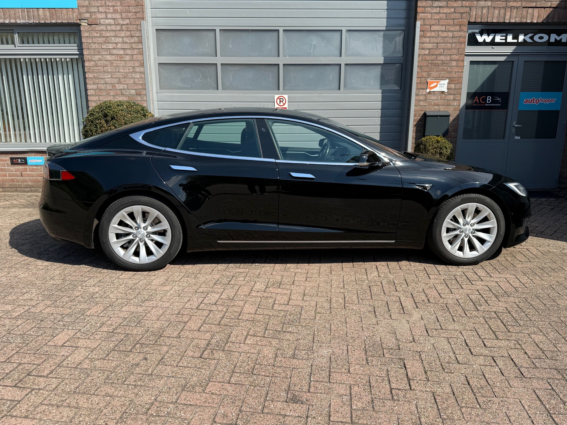 Tesla Model S 75 Business Economy 47430970-1.jpg | Auto Centrum Bommelerwaard (A.C.B.) BV