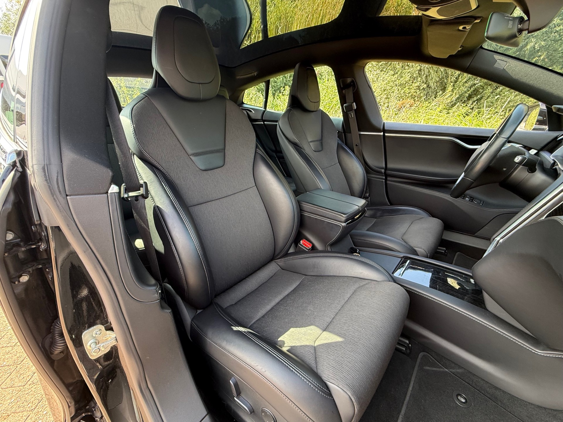 Tesla Model S 75 Business Economy 47430970-14.jpg | Auto Centrum Bommelerwaard (A.C.B.) BV