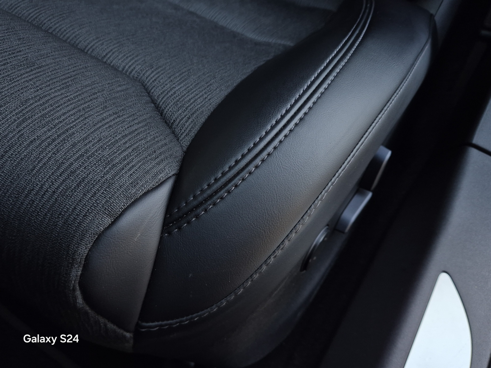 Tesla Model S 75 Business Economy 47430970-34.jpg | Auto Centrum Bommelerwaard (A.C.B.) BV
