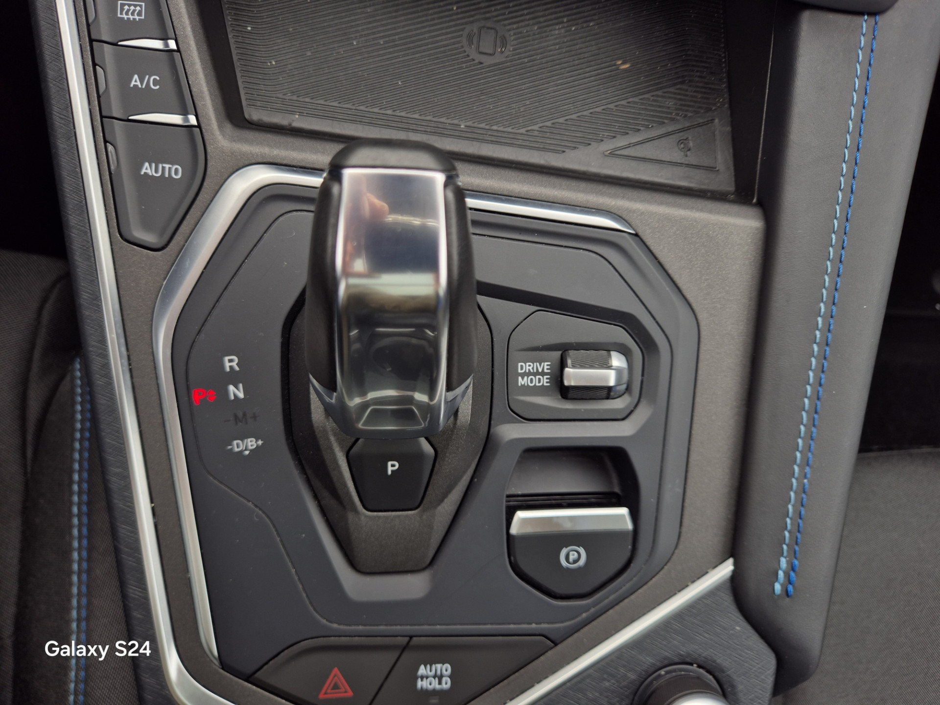 Lynk & Co 01 1.5 47924498-23.jpg | Auto Centrum Bommelerwaard (A.C.B.) BV