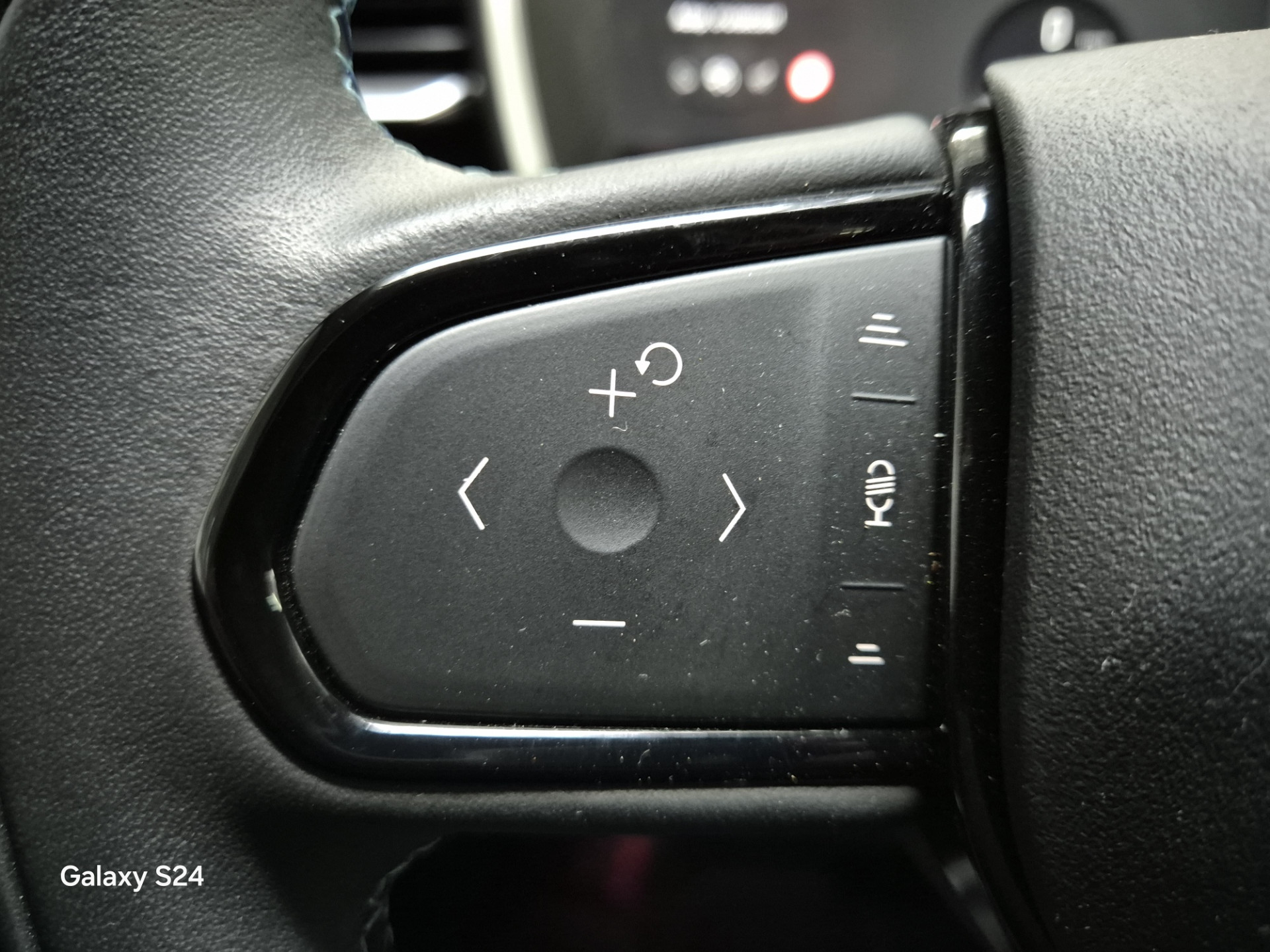 Lynk & Co 01 1.5 47924498-42.jpg | Auto Centrum Bommelerwaard (A.C.B.) BV