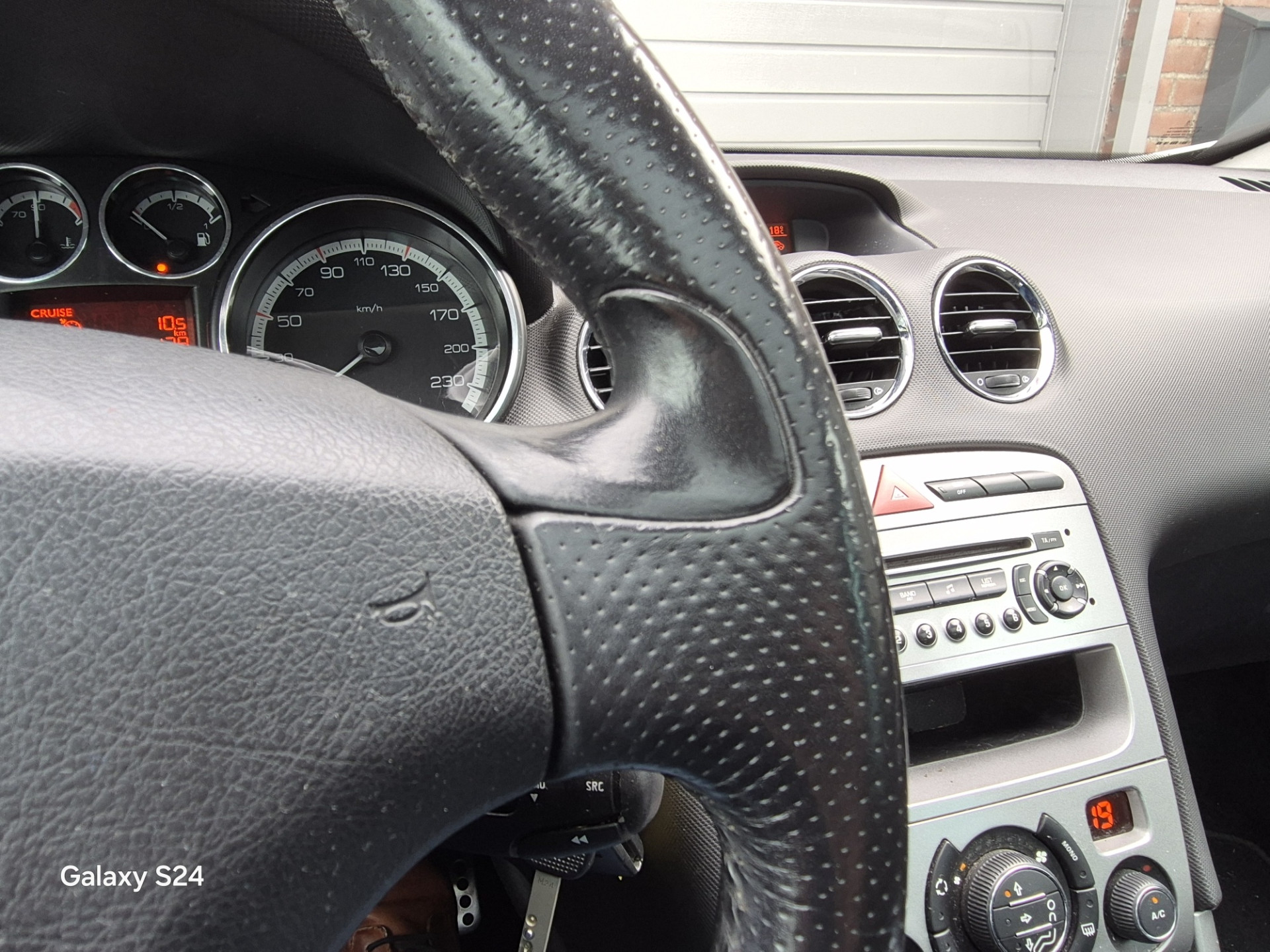 Peugeot 308 SW 1.6 VTi. "7 Persoons" 48159026-17.jpg | Auto Centrum Bommelerwaard (A.C.B.) BV