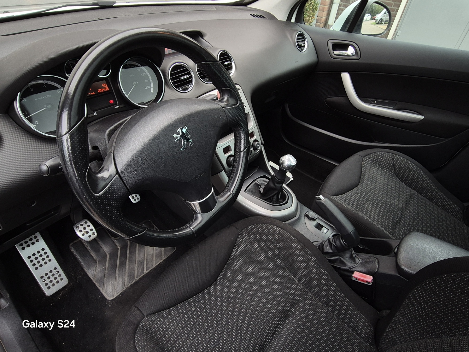 Peugeot 308 SW 1.6 VTi. "7 Persoons" 48159026-22.jpg | Auto Centrum Bommelerwaard (A.C.B.) BV