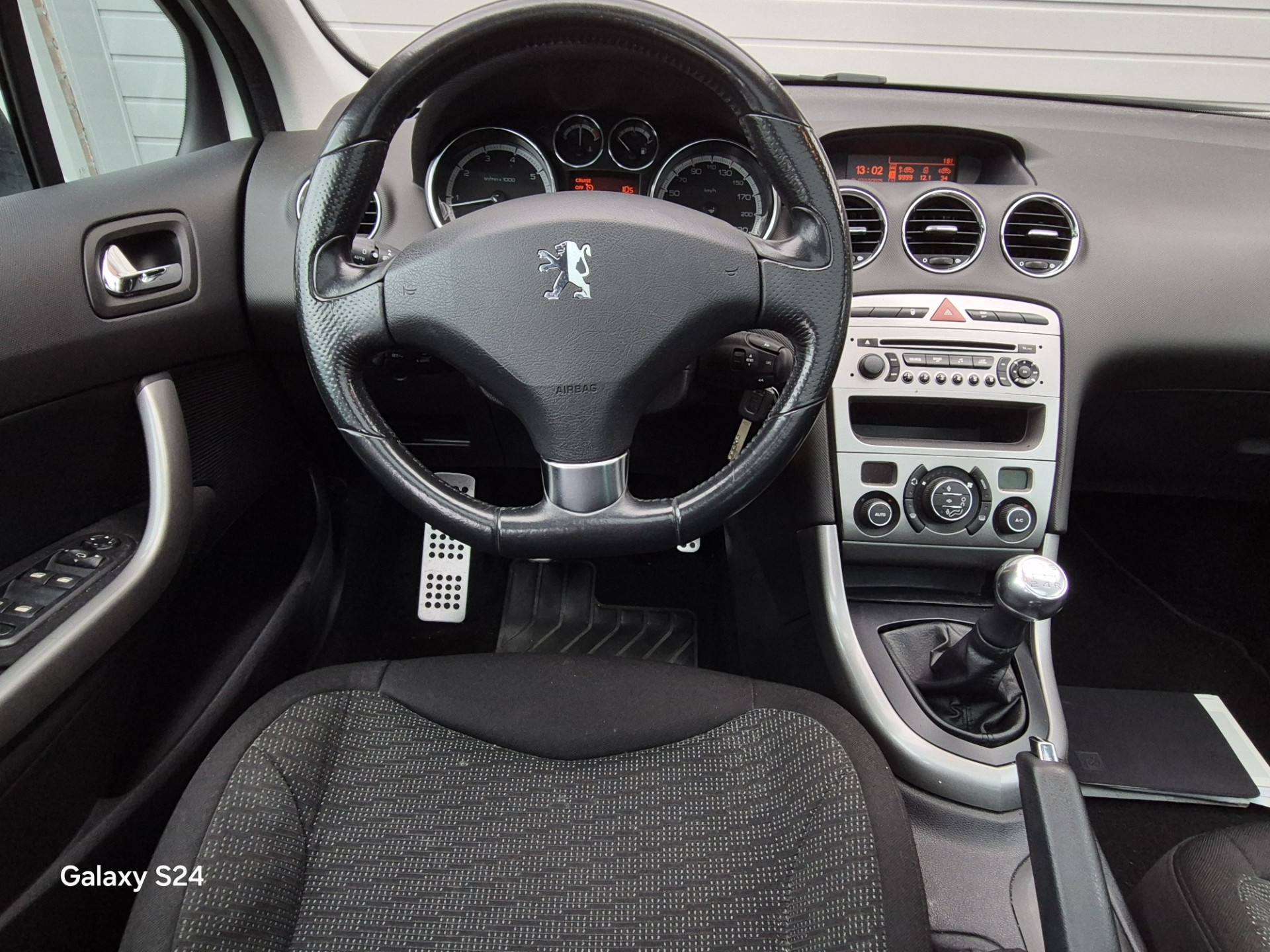 Peugeot 308 SW 1.6 VTi. "7 Persoons" 48159026-23.jpg | Auto Centrum Bommelerwaard (A.C.B.) BV