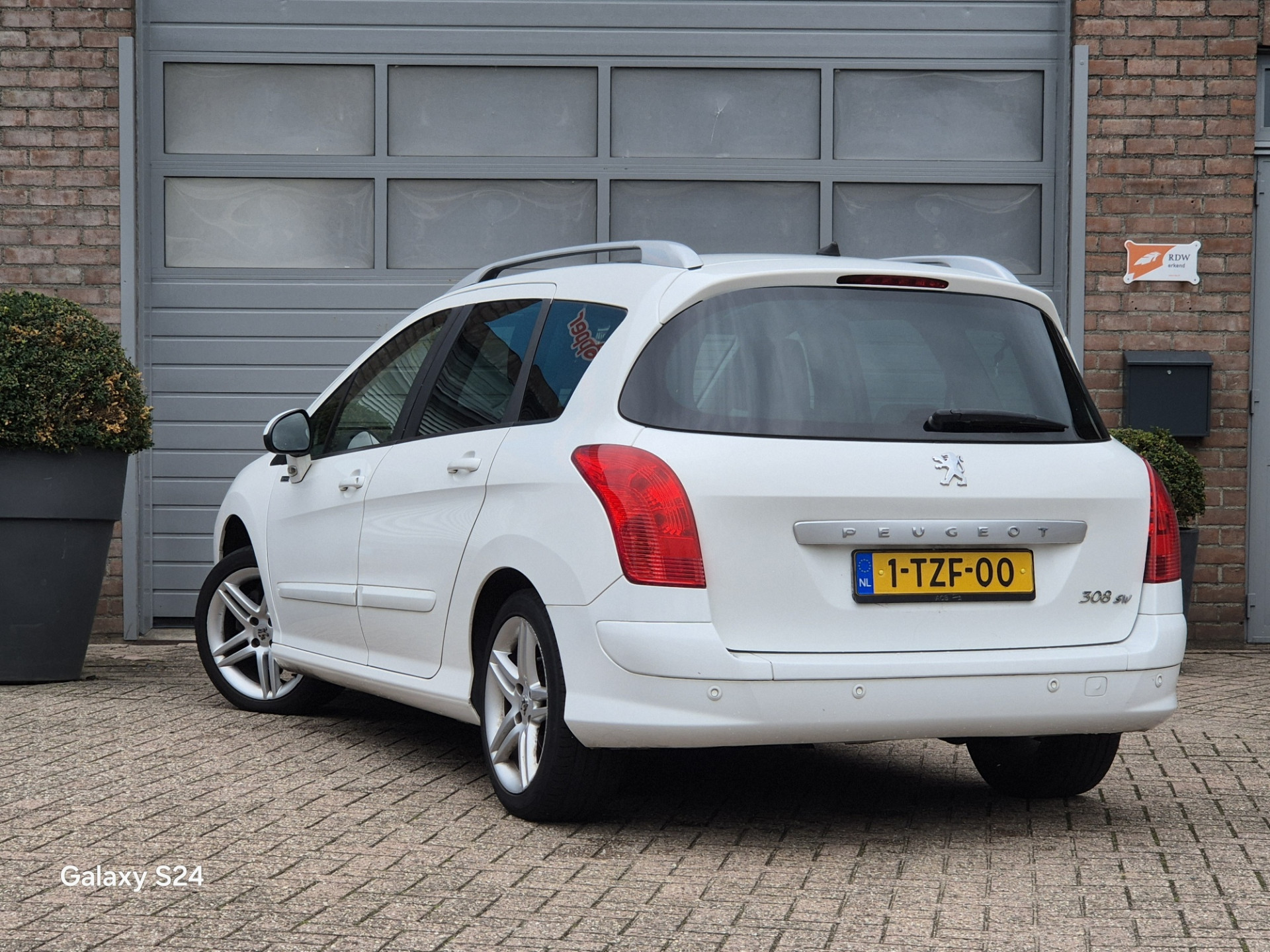 Peugeot 308 SW 1.6 VTi. "7 Persoons" 48159026-4.jpg | Auto Centrum Bommelerwaard (A.C.B.) BV