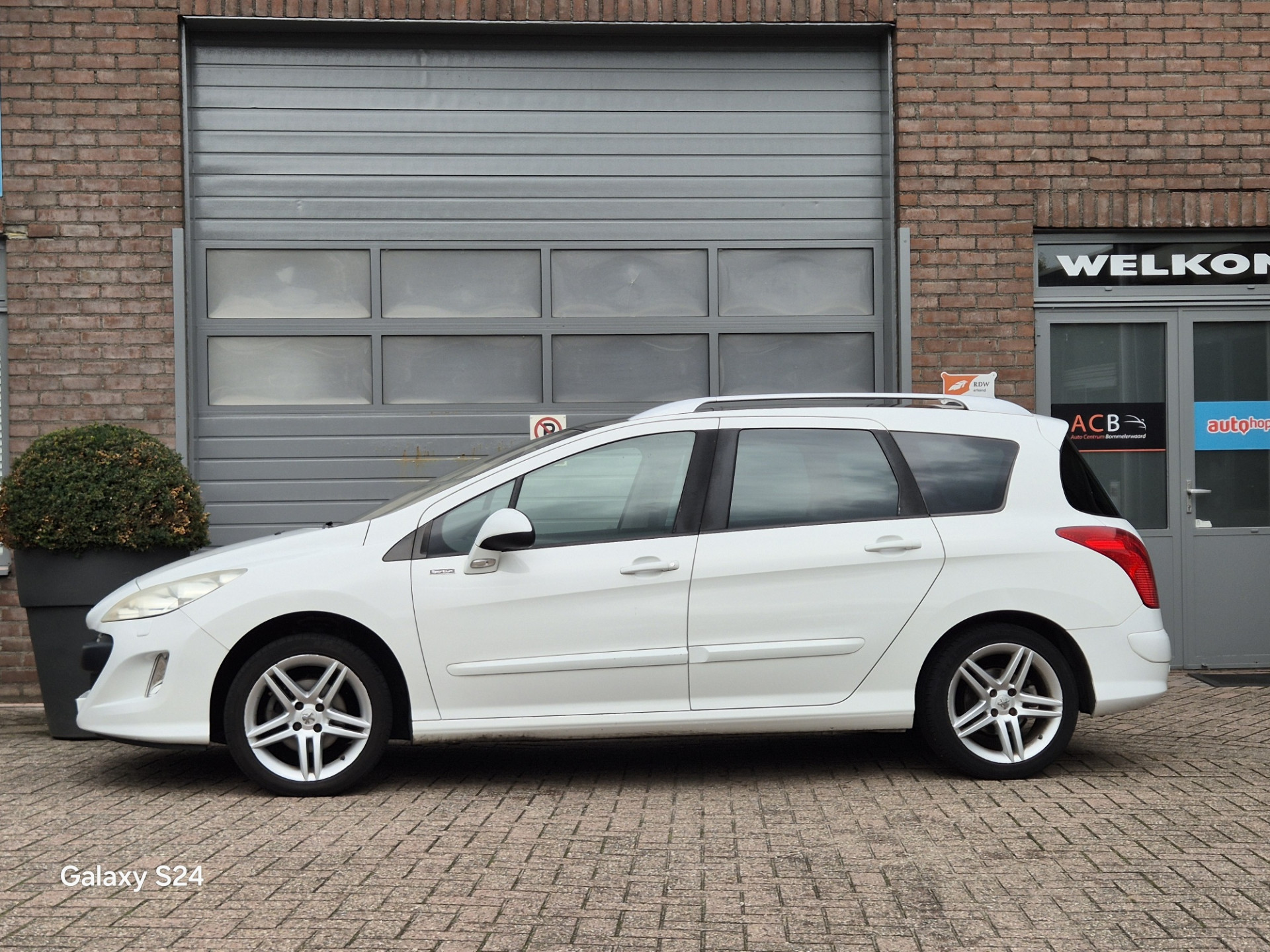 Peugeot 308 SW 1.6 VTi. "7 Persoons" 48159026-5.jpg | Auto Centrum Bommelerwaard (A.C.B.) BV