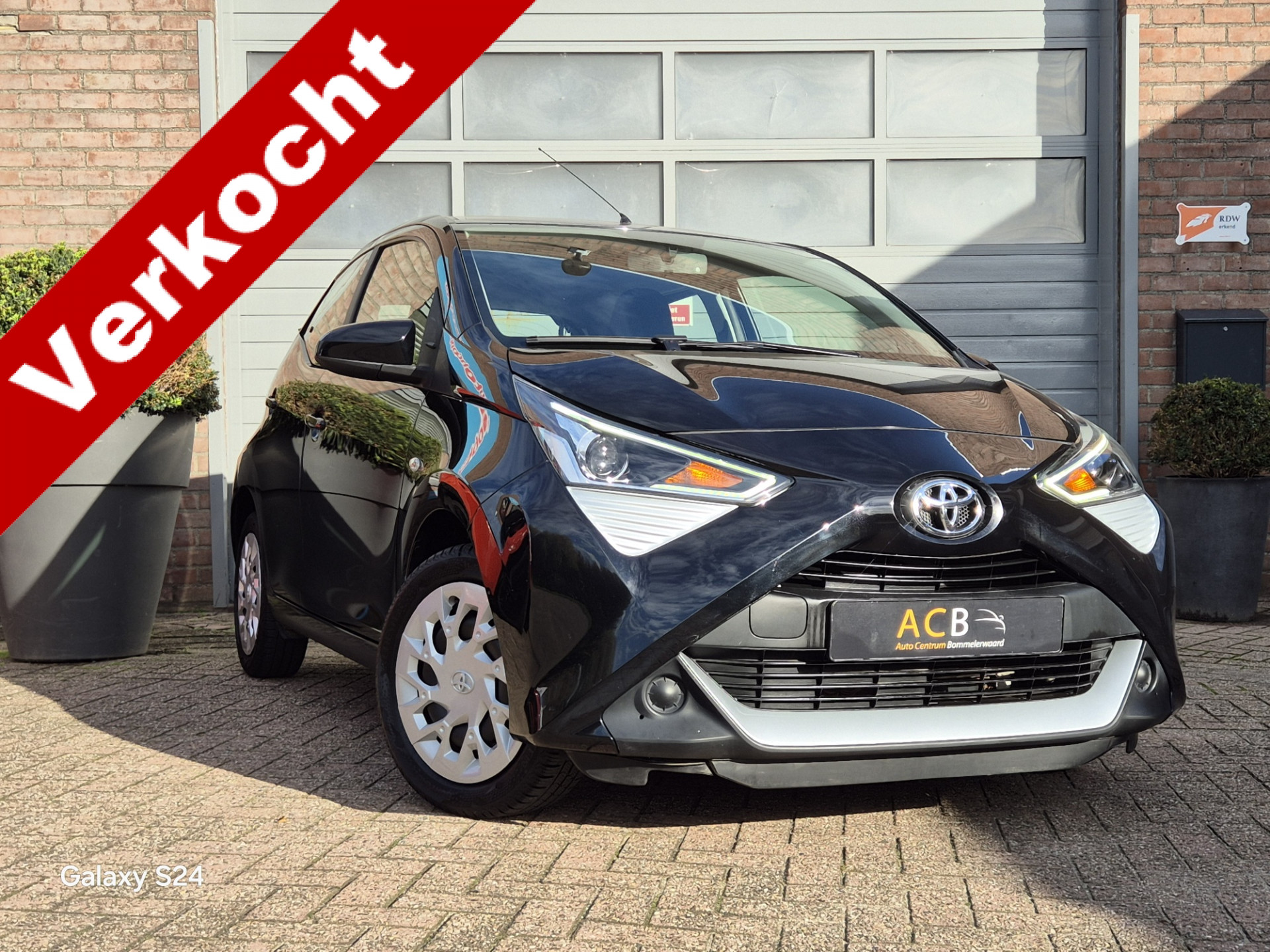 Toyota Aygo 1.0 VVT-i x-play limited 48296187-0.jpg | Auto Centrum Bommelerwaard (A.C.B.) BV