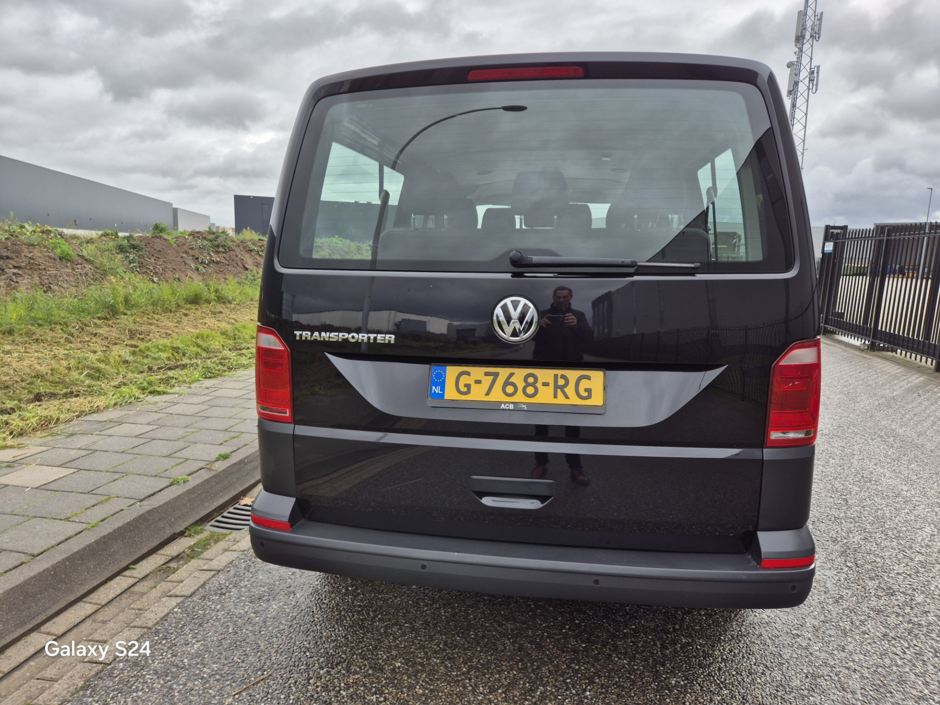 Volkswagen Transporter Multivan, 9 Persoons 2.0 TDI L2H1 Comfortline 48325859-29.jpg | Auto Centrum Bommelerwaard (A.C.B.) BV