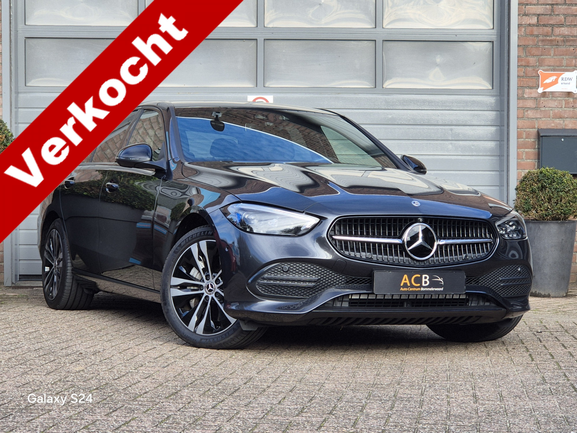 Mercedes-Benz C-Klasse 300 e Business-line 48404619-0.jpg | Auto Centrum Bommelerwaard (A.C.B.) BV