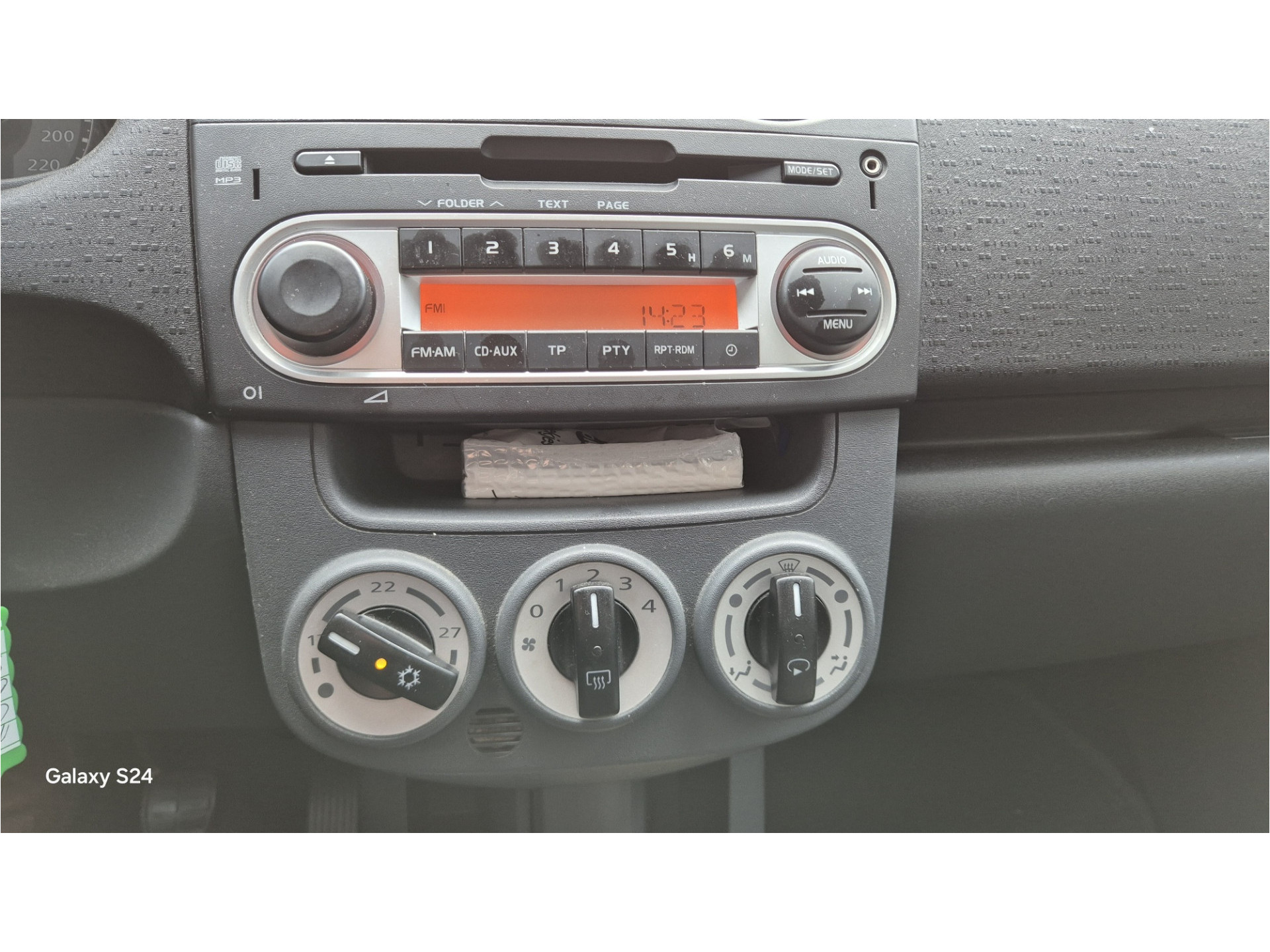 Mitsubishi Colt 1.3 48586963-13.jpg | Auto Centrum Bommelerwaard (A.C.B.) BV