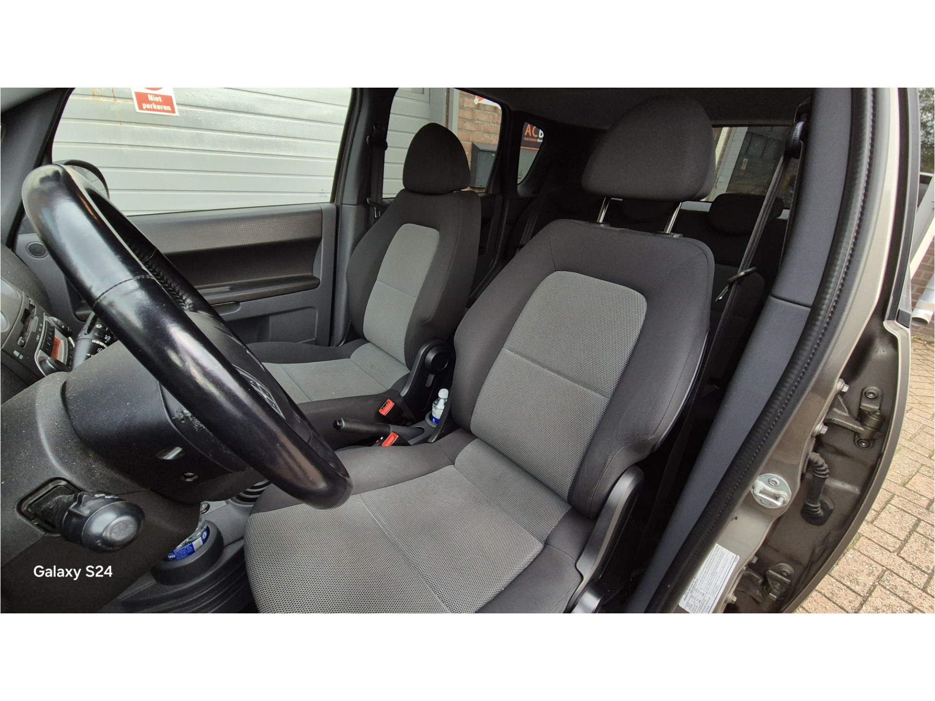 Mitsubishi Colt 1.3 48586963-16.jpg | Auto Centrum Bommelerwaard (A.C.B.) BV