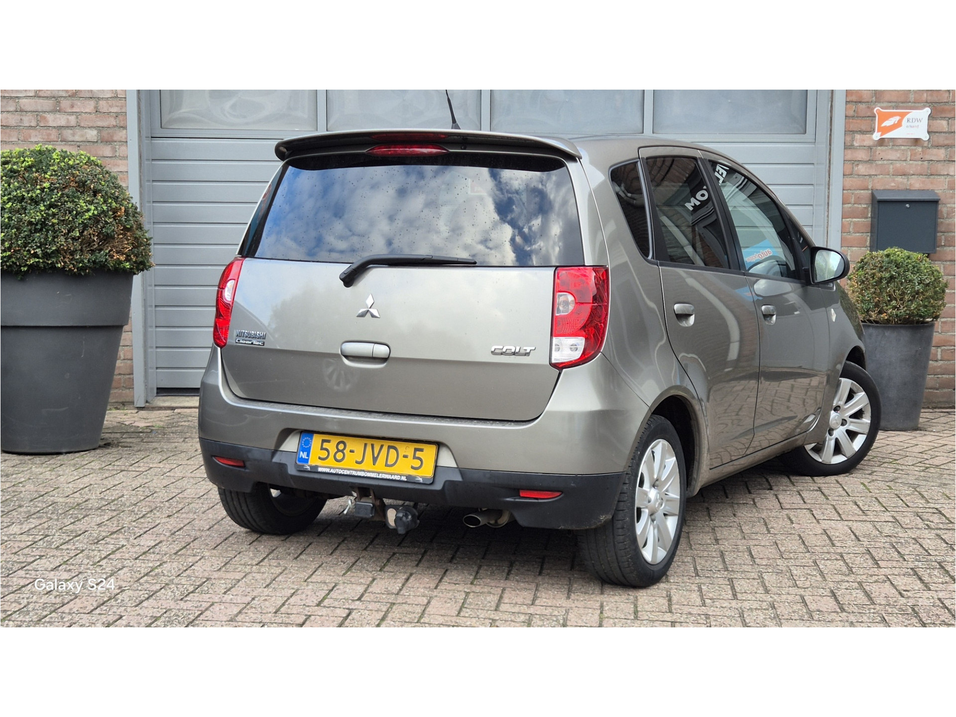 Mitsubishi Colt 1.3 48586963-2.jpg | Auto Centrum Bommelerwaard (A.C.B.) BV