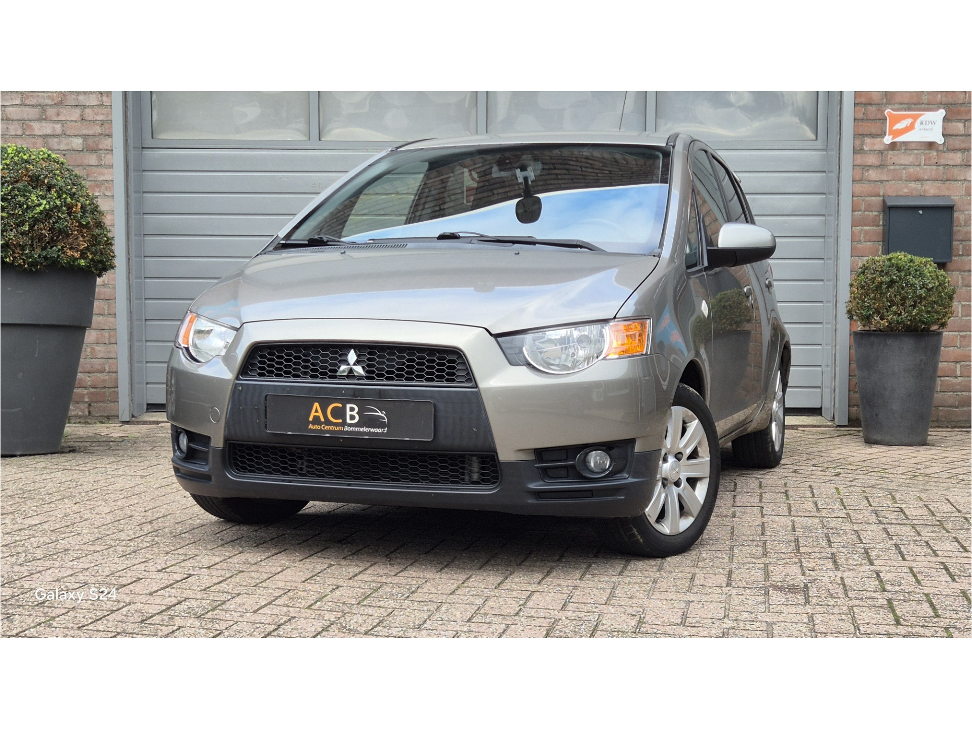 Mitsubishi Colt 1.3 48586963-8.jpg | Auto Centrum Bommelerwaard (A.C.B.) BV