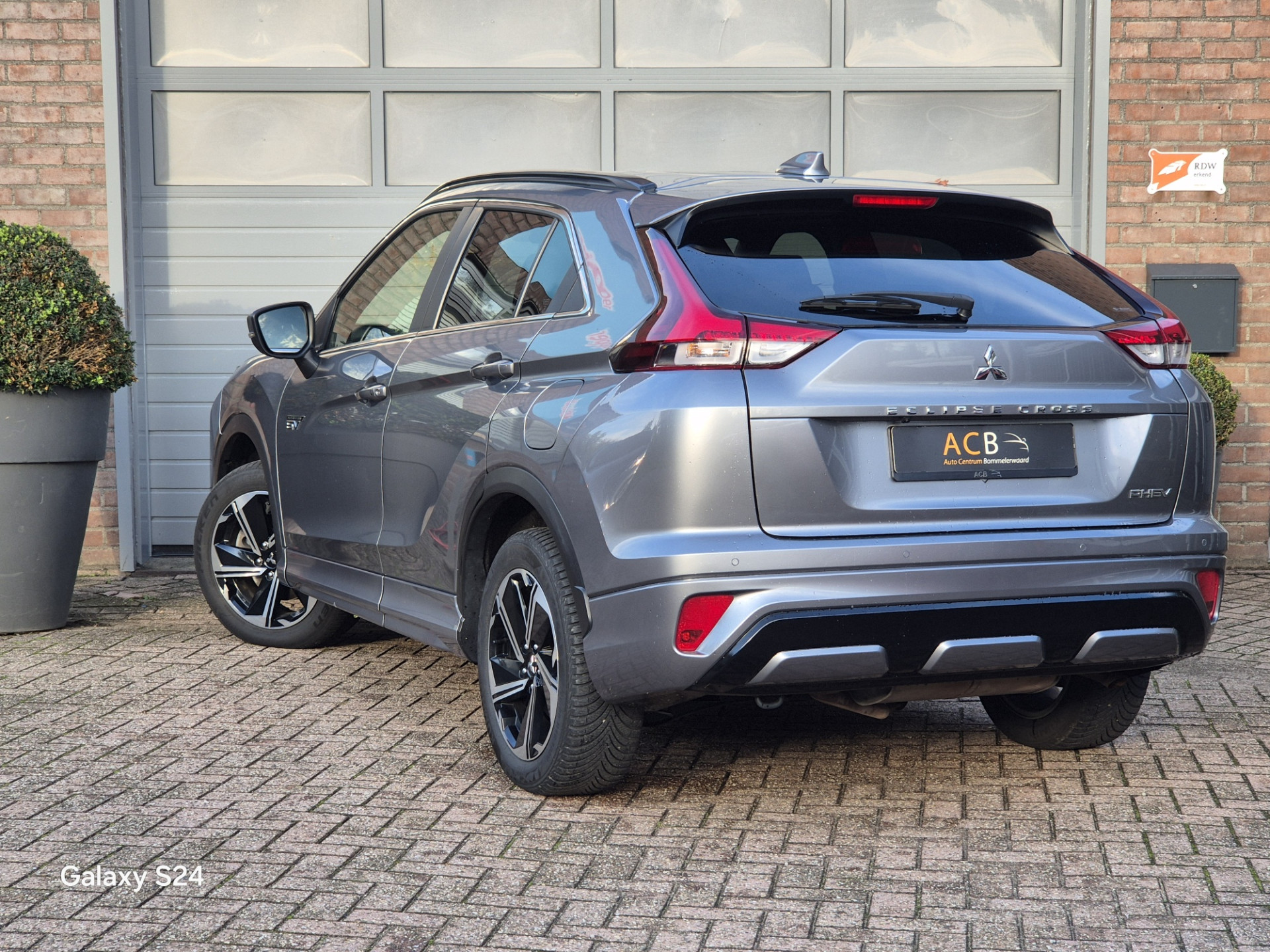 Mitsubishi Eclipse Cross 2.4 PHEV Executive 48611301-14.jpg | Auto Centrum Bommelerwaard (A.C.B.) BV