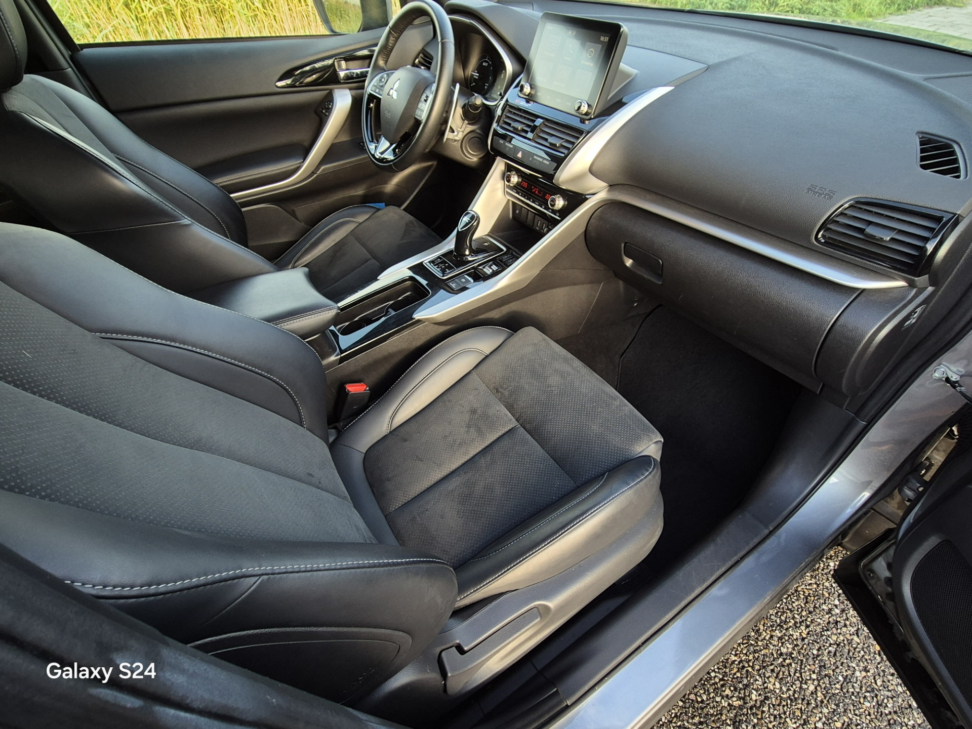 Mitsubishi Eclipse Cross 2.4 PHEV Executive 48611301-21.jpg | Auto Centrum Bommelerwaard (A.C.B.) BV