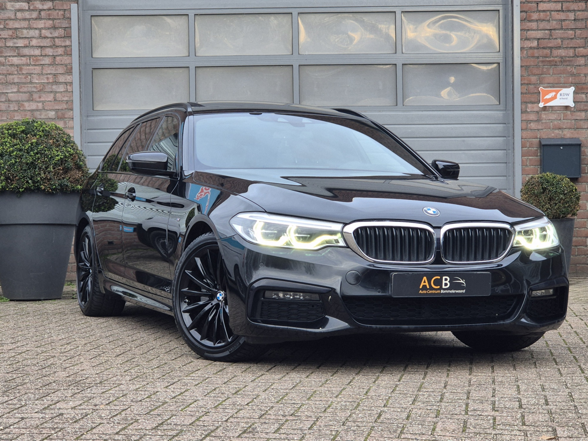 BMW 5 Serie Touring 520i High Executive Edition 49887182-0.jpg | Auto Centrum Bommelerwaard (A.C.B.) BV