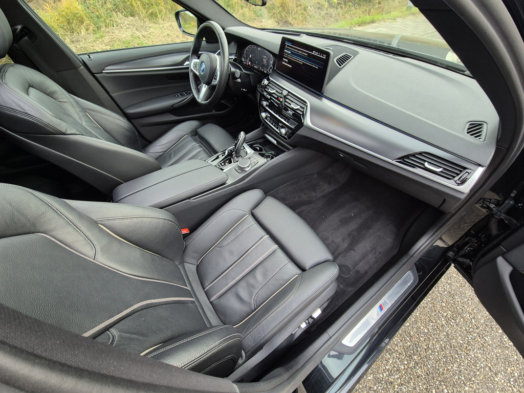 BMW 5 Serie 530 e M-Sport Hybride Schuifdak, Leder 49926831-39.jpg | Auto Centrum Bommelerwaard (A.C.B.) BV