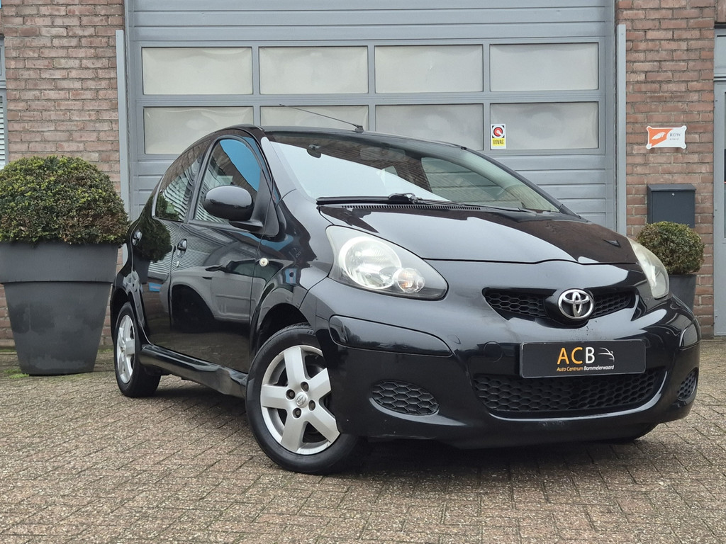 Toyota Aygo 1.0-12V Cool 50892131-0.jpg | Auto Centrum Bommelerwaard (A.C.B.) BV