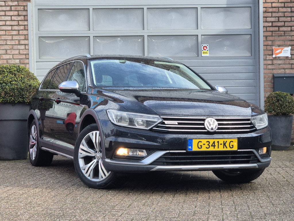 Volkswagen Passat Variant 2.0 TDI Highline 51404914-0.jpg | Auto Centrum Bommelerwaard (A.C.B.) BV