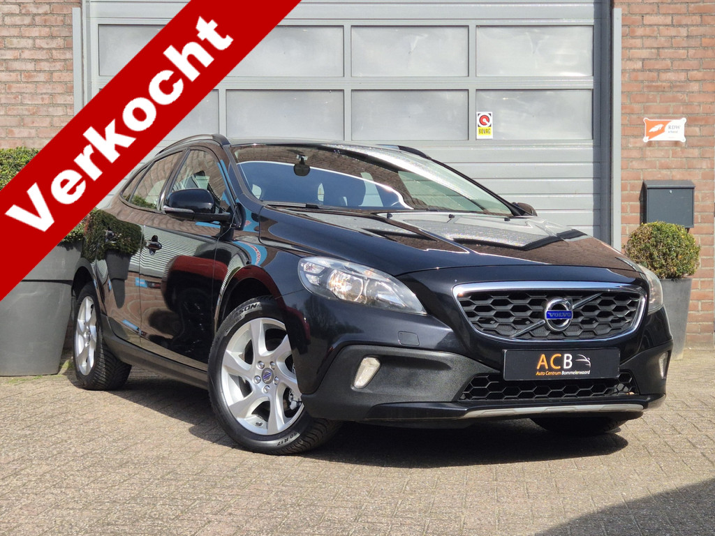 Volvo V40 Cross Country 1.6 T4 180 pk Momentum, NAP, 51816963-0.jpg | Auto Centrum Bommelerwaard (A.C.B.) BV