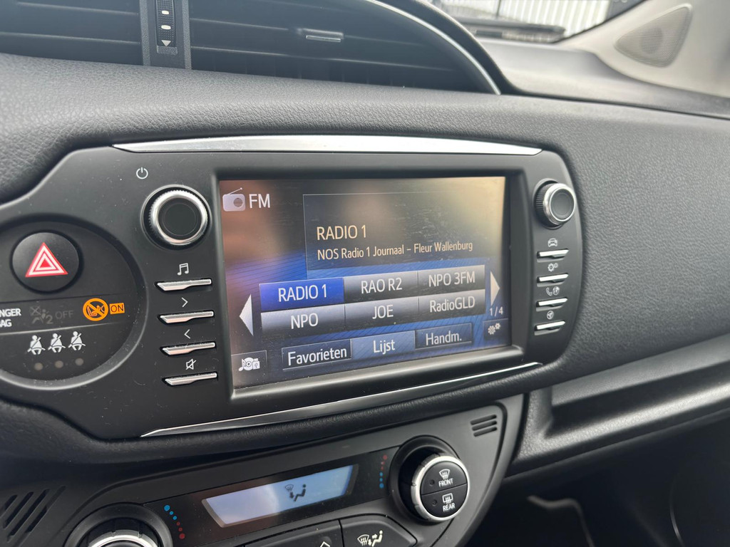 Toyota Yaris 1.5 Hybrid Y20 52885494-28.jpg | Auto Centrum Bommelerwaard (A.C.B.) BV