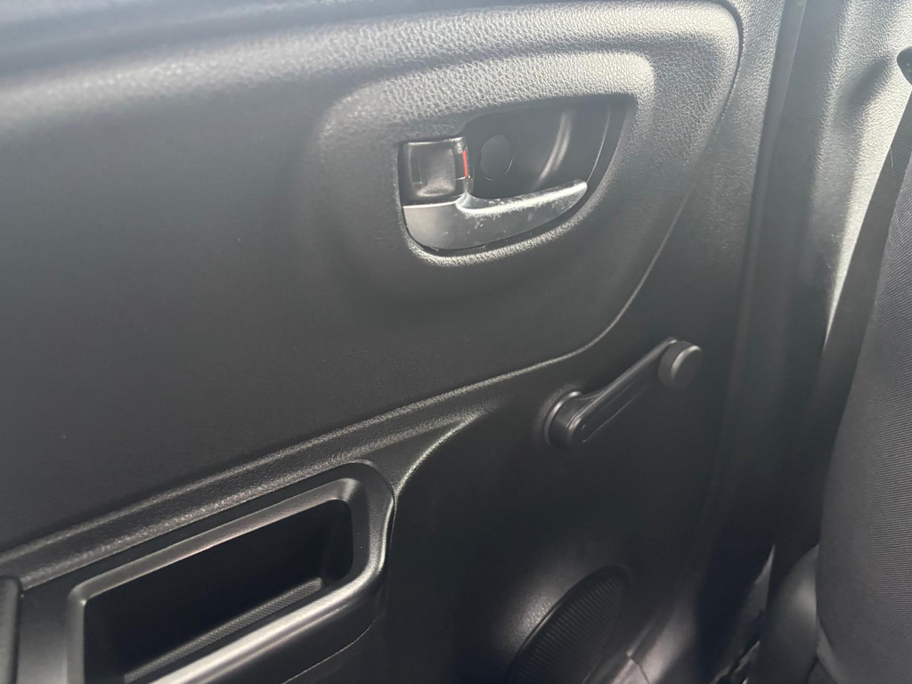 Toyota Yaris 1.5 Hybrid Y20 52885494-30.jpg | Auto Centrum Bommelerwaard (A.C.B.) BV