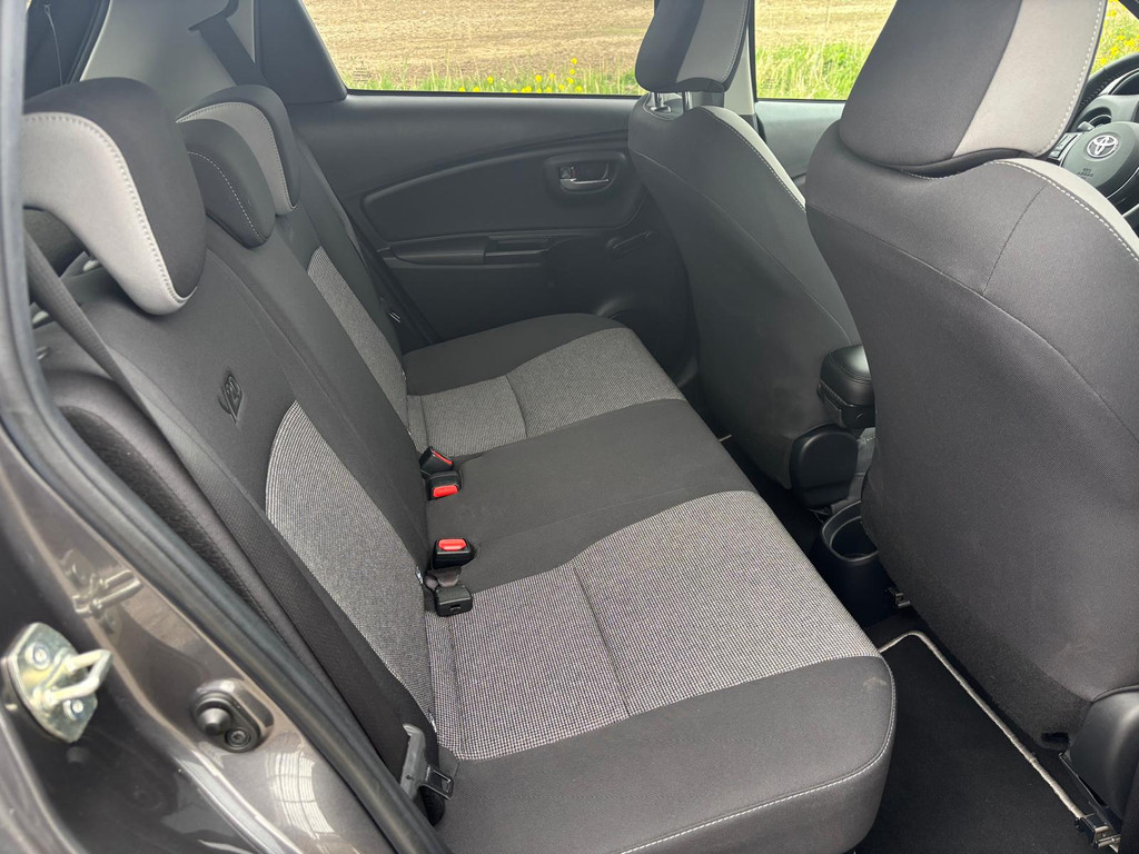 Toyota Yaris 1.5 Hybrid Y20 52885494-31.jpg | Auto Centrum Bommelerwaard (A.C.B.) BV