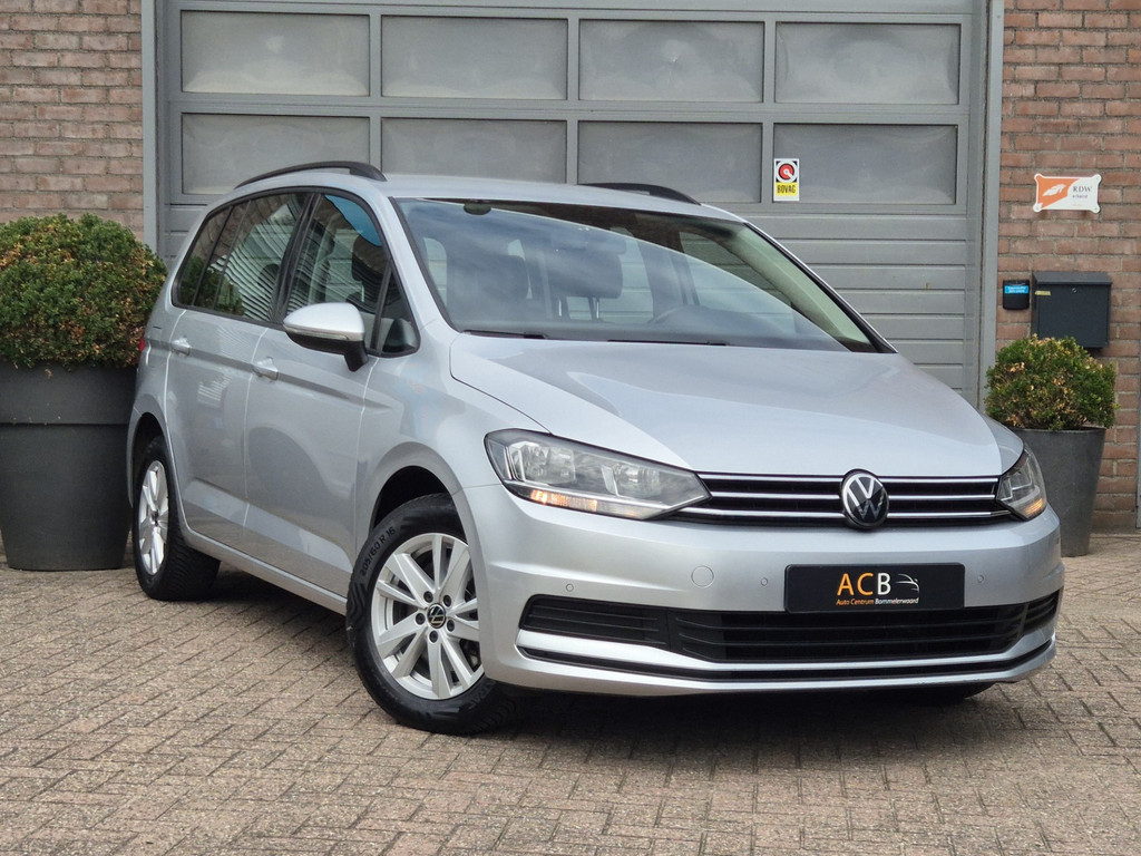 Volkswagen Touran 1.5 TSI Comfortline 7 persoons uitvoering! 54567914-0.jpg | Auto Centrum Bommelerwaard (A.C.B.) BV