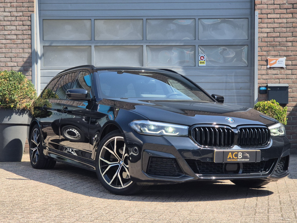 BMW 5 Serie Touring 520d Business Edition Plus 54977532-0.jpg | Auto Centrum Bommelerwaard (A.C.B.) BV