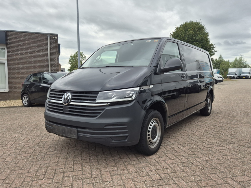 Volkswagen Transporter 2.0 TDI L2H1 Automaat 55758439-0.jpg | Auto Centrum Bommelerwaard (A.C.B.) BV