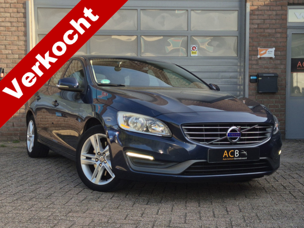Volvo V60 2.0 T5 Summum / AUTOMAAT 56885731-0.jpg | Auto Centrum Bommelerwaard (A.C.B.) BV