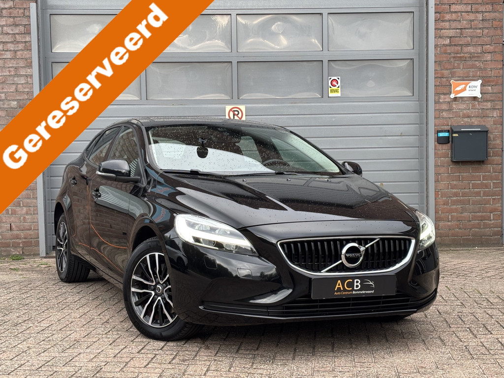 Volvo V40 2.0 T2 Nordic+ 57529071-0.jpg | Auto Centrum Bommelerwaard (A.C.B.) BV